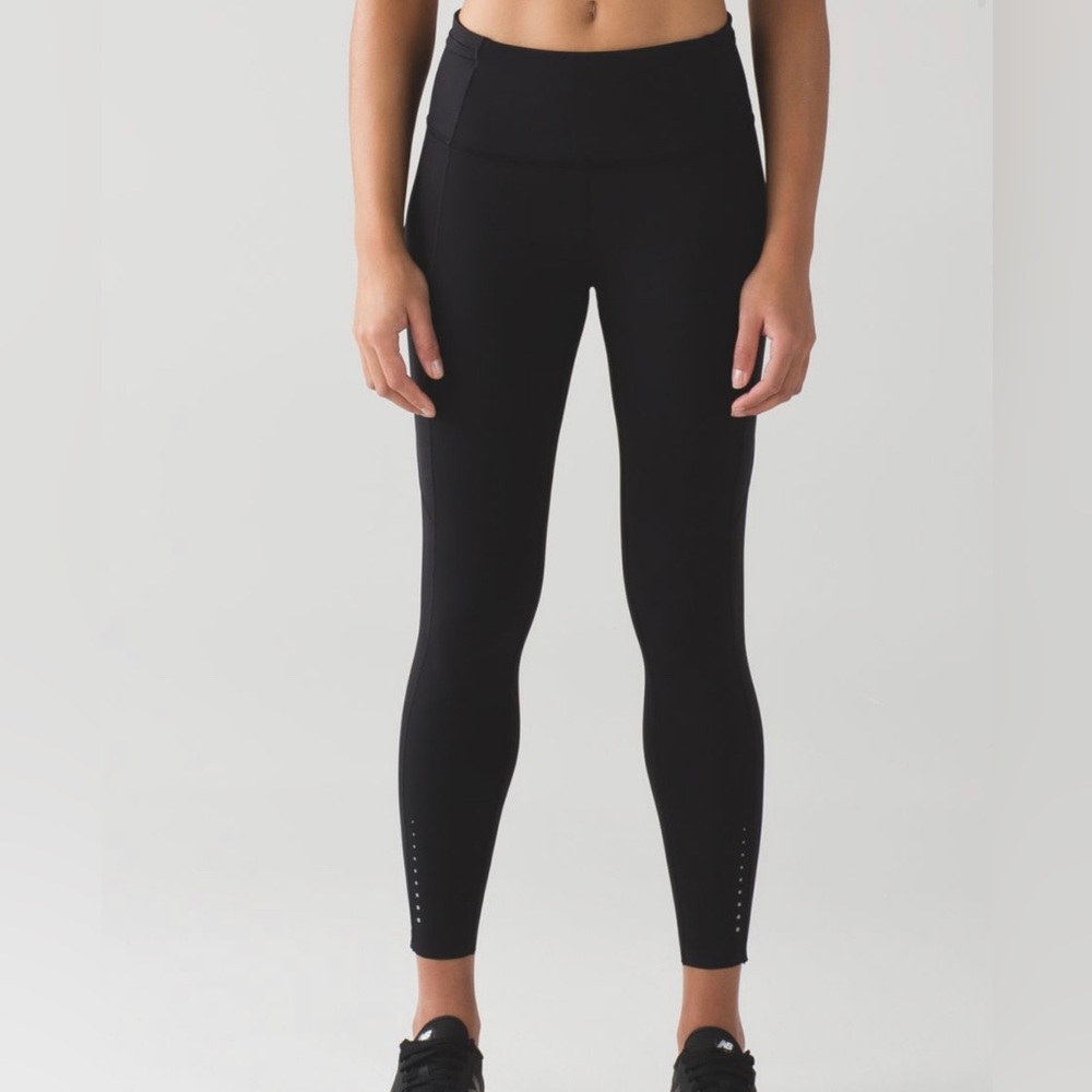 Lululemon Fast And Free 7/8 Tight
Black